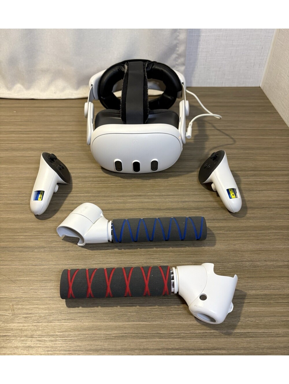 Meta Quest 3 128GB VR Headset Bundle w/Controllers, Case & KIWI Head Strap READ